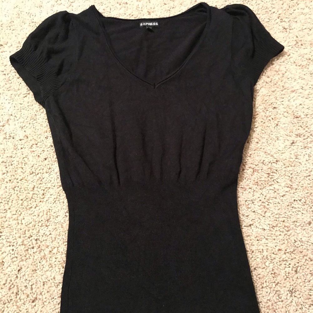 Black v neck sweater